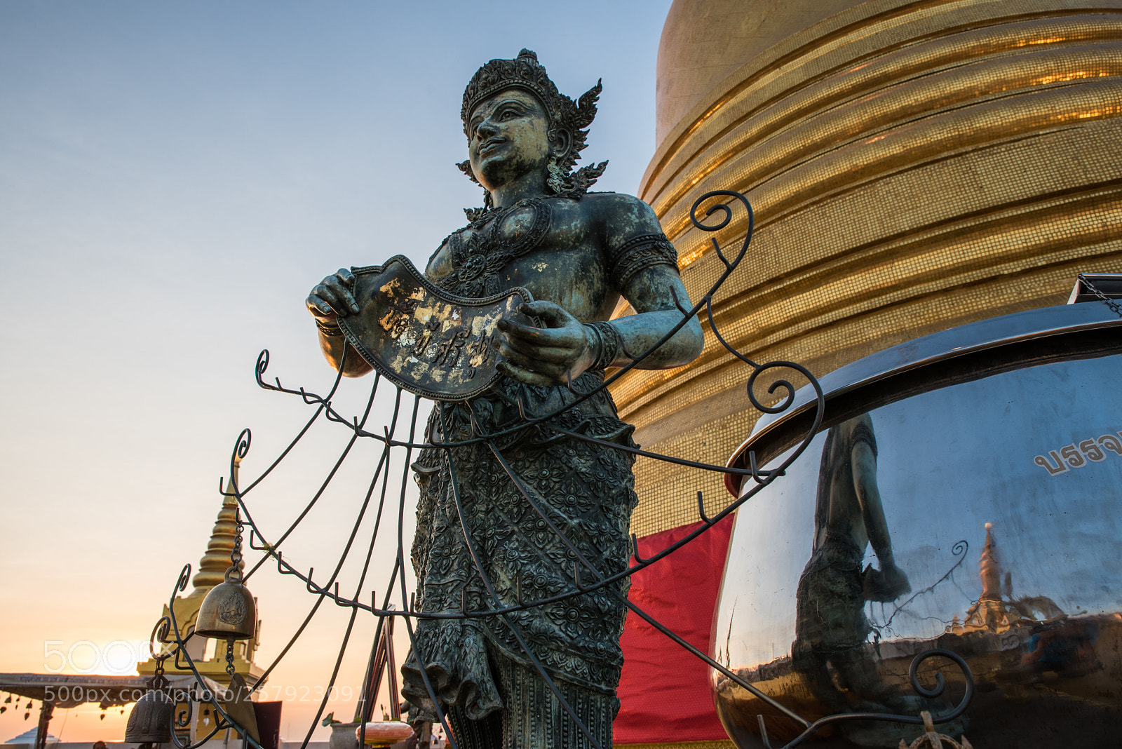 Nikon D750 sample photo. Golden mount temple photography