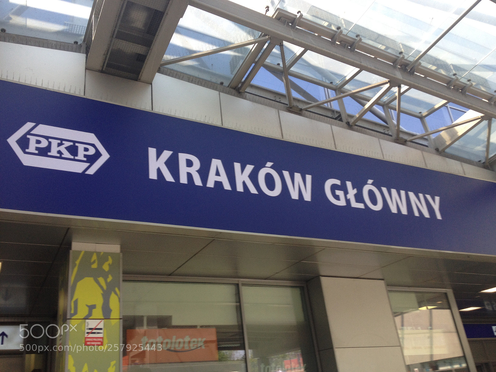 Apple iPhone 4S sample photo. Krakow poland photography