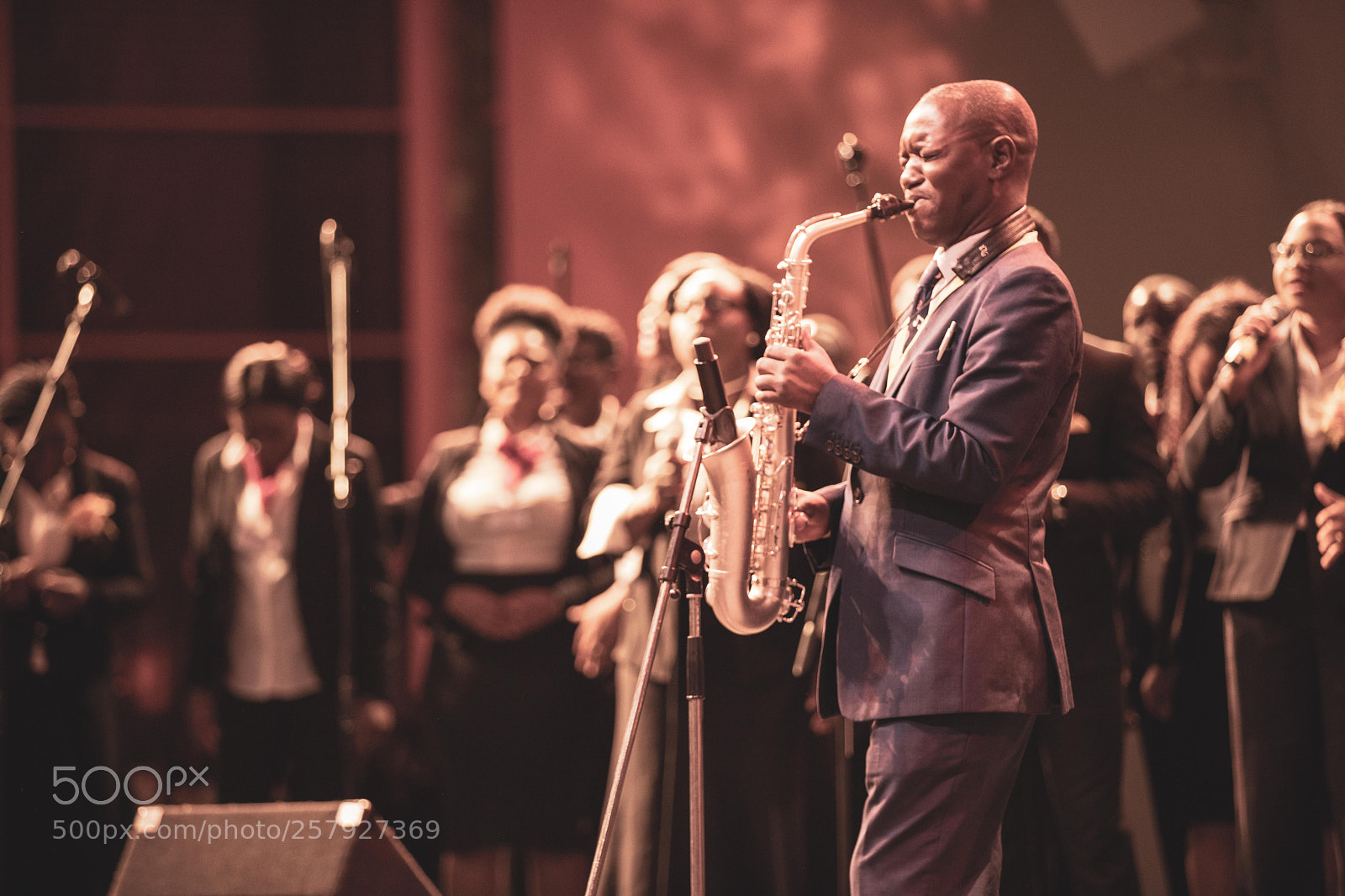 Canon EOS 5D Mark IV sample photo. In concert photography