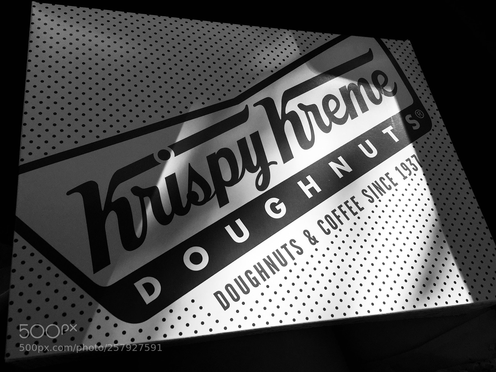 Apple iPhone 6 sample photo. Krispy kreme doughnuts photography