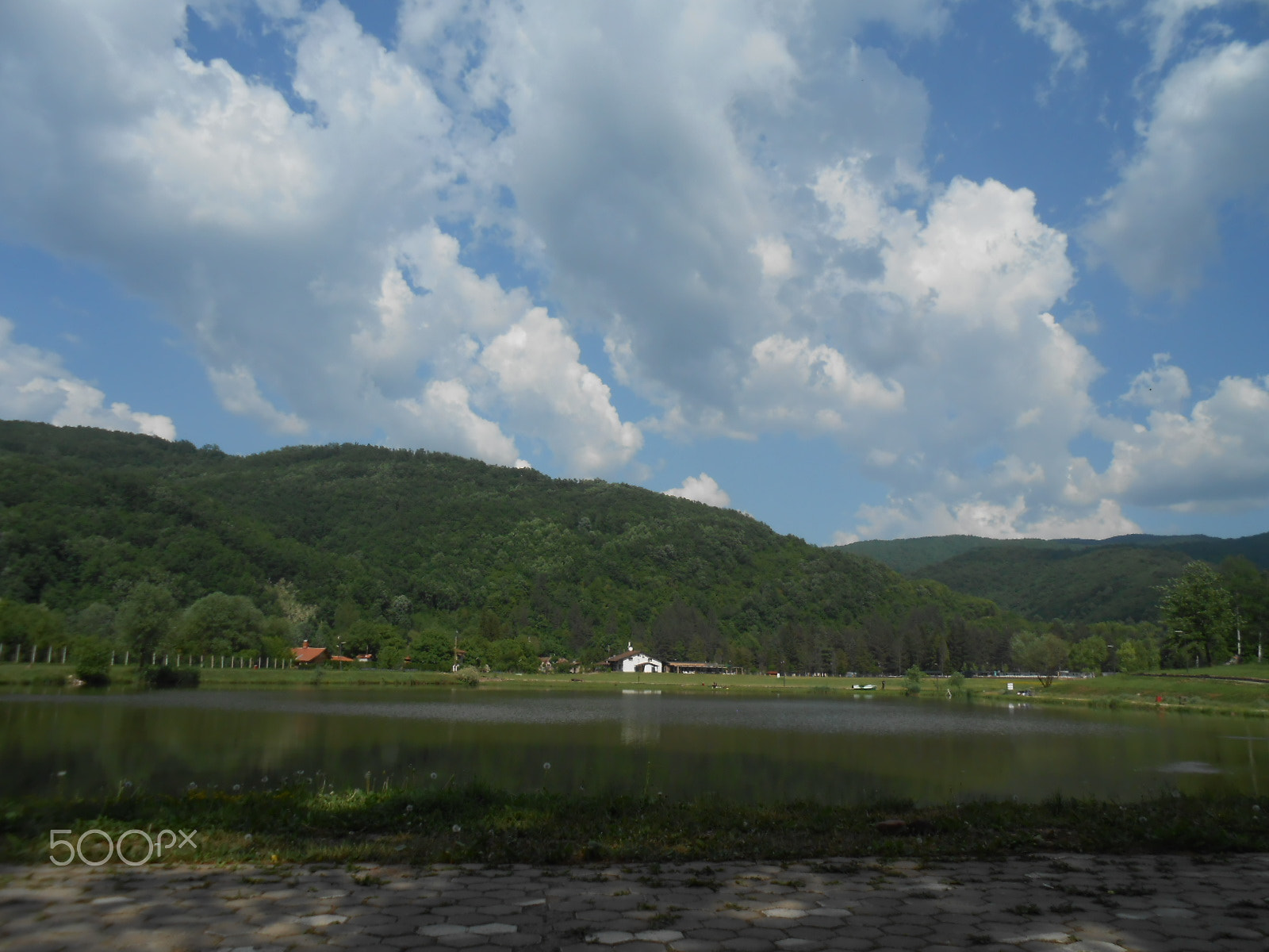 Nikon COOLPIX S2700 sample photo. Jezero photography