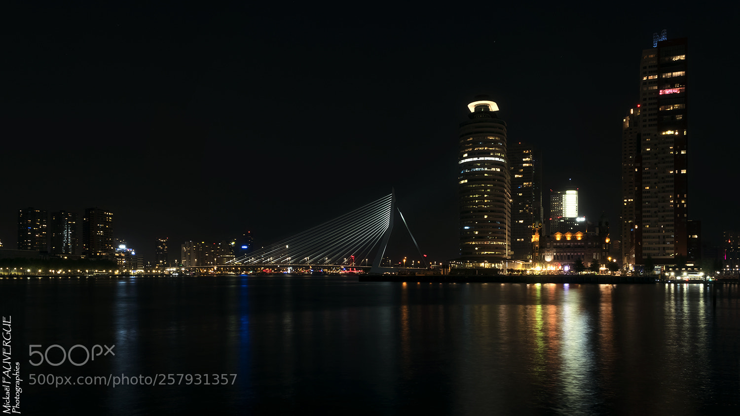 Nikon D810 sample photo. Rotterdam by night photography