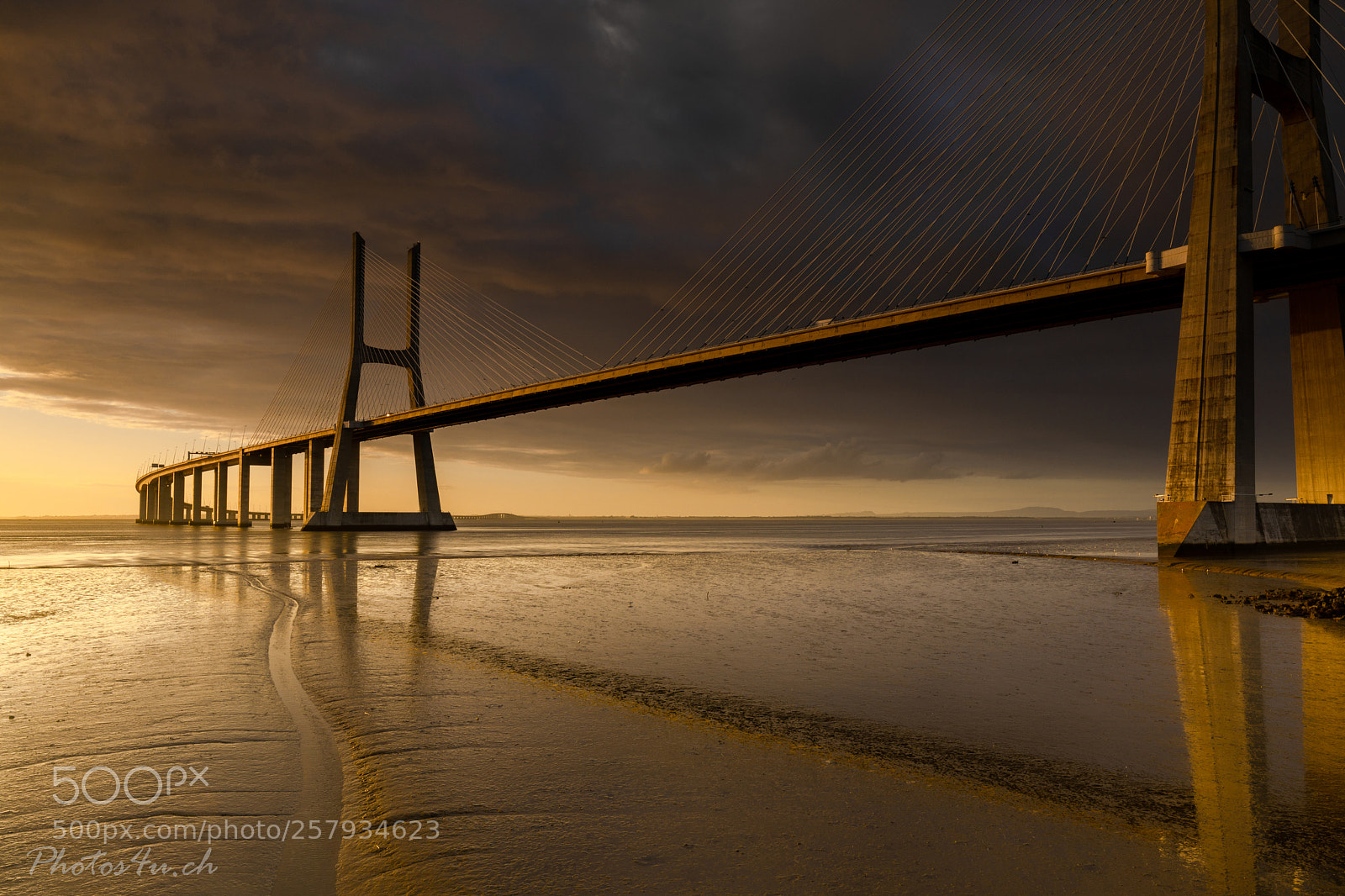 Canon EOS 5D Mark IV sample photo. Vasco da gama sunset photography