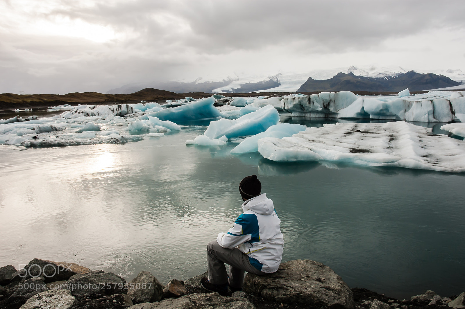 Nikon D70s sample photo. Resting in iceland photography