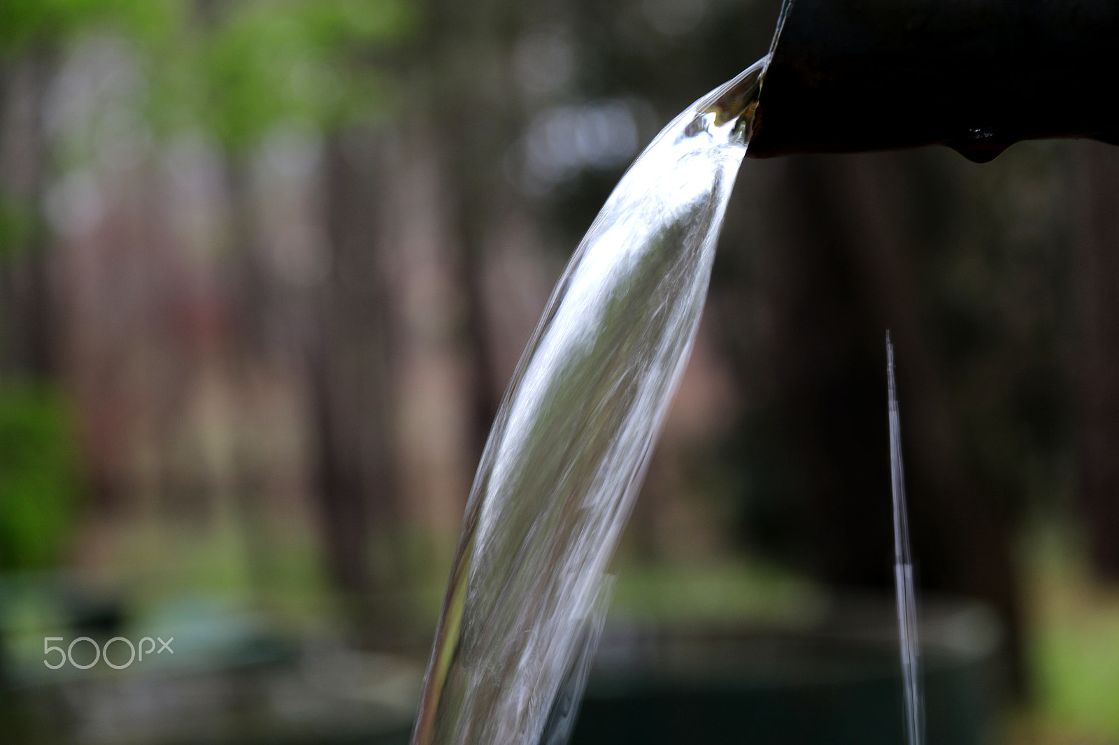 Canon EF-S 18-200mm F3.5-5.6 IS sample photo. Water photography