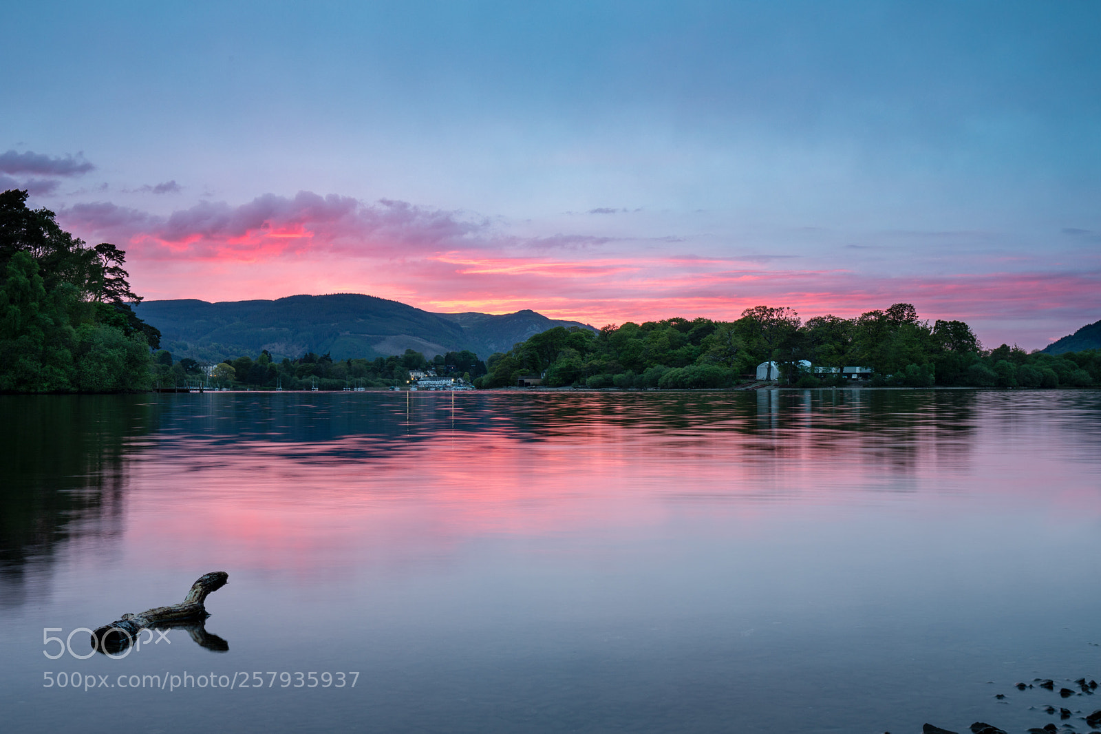 Canon EOS 5D Mark IV sample photo. A peaceful sunset over photography
