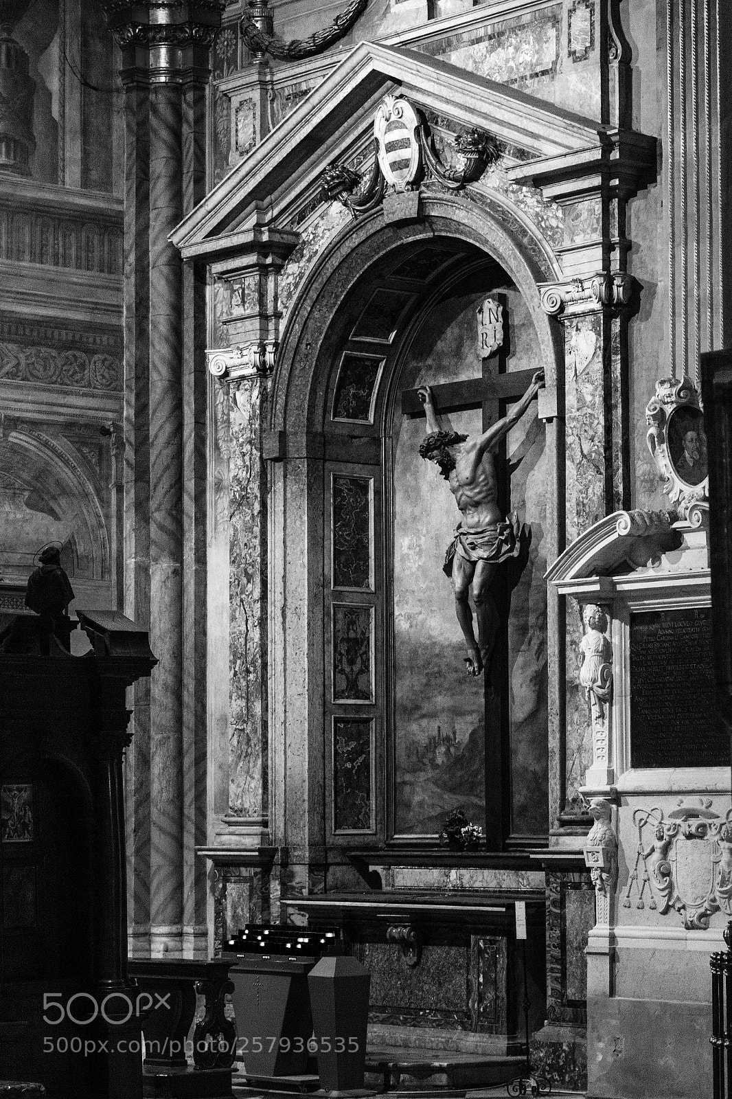 Canon EOS 6D sample photo. Cremona. un crocifisso photography