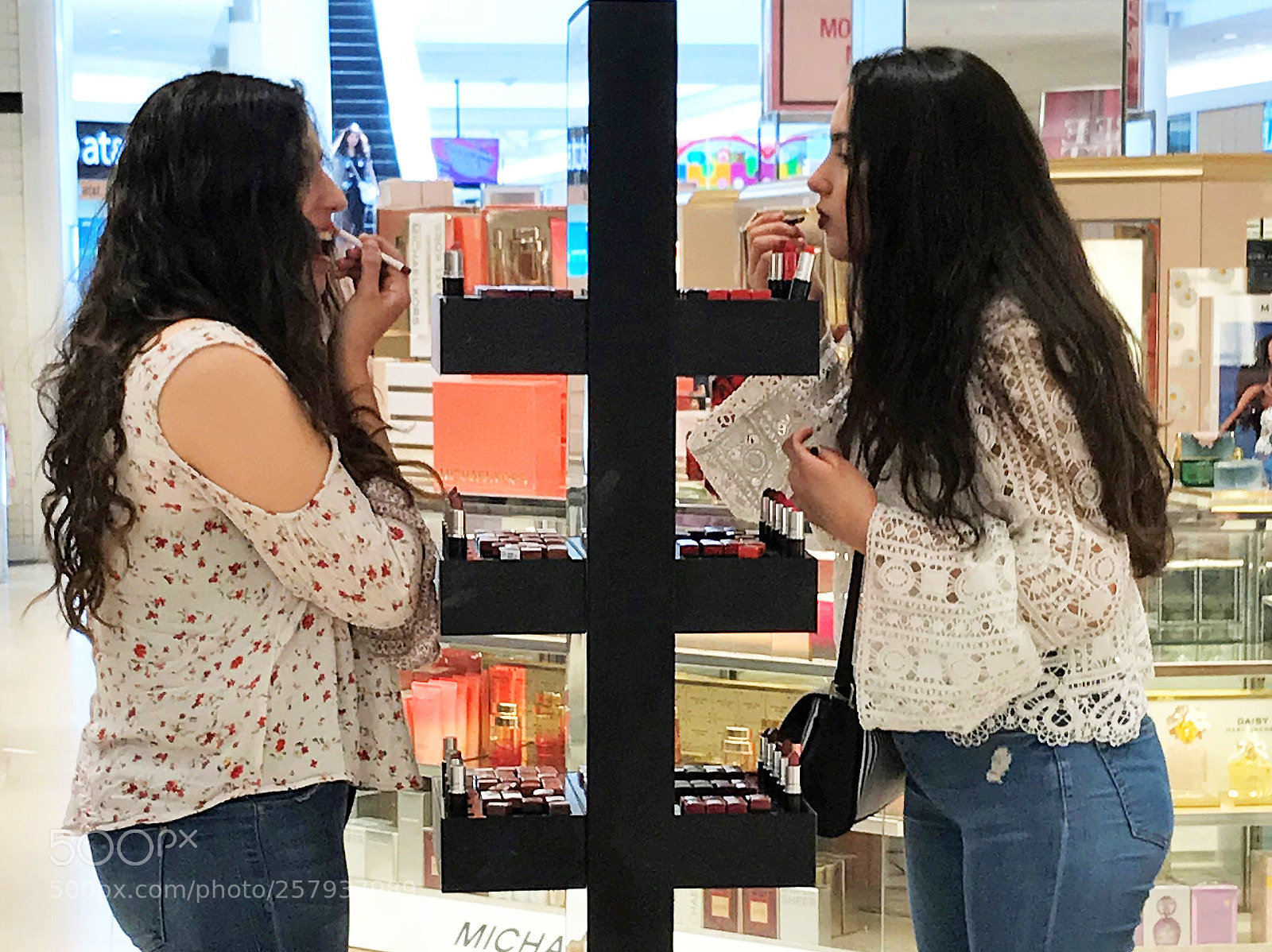 Apple iPhone 7 Plus sample photo. Two teenage girls trying photography