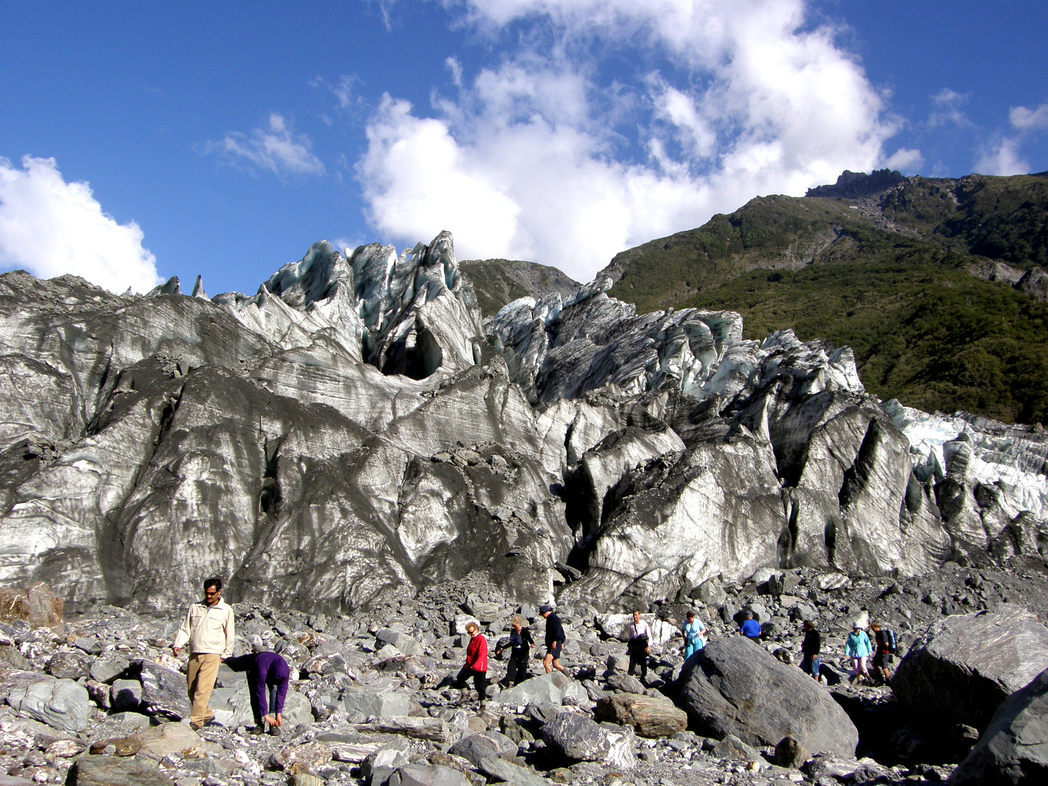 Olympus SP550UZ sample photo. Face to face with the glacier. photography