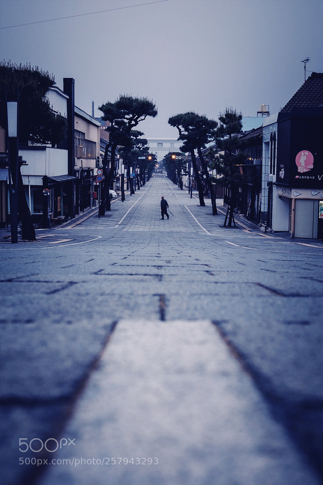 Fujifilm X-T10 sample photo. Man in the morning photography