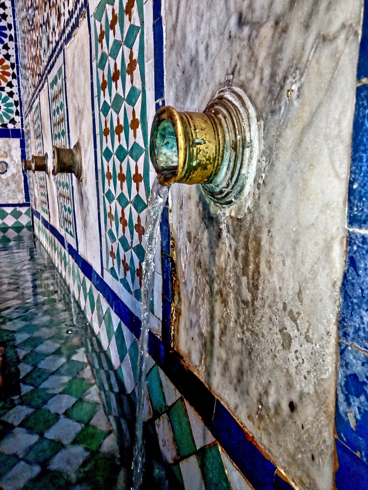 Infinix HOT5 Lite sample photo. Fountain photography