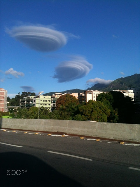 Apple iPhone 3GS sample photo. Space invasion photography