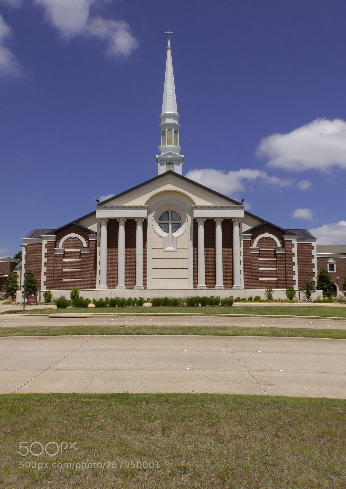 Canon EOS 1200D (EOS Rebel T5 / EOS Kiss X70 / EOS Hi) sample photo. Messiah lutheran church photography