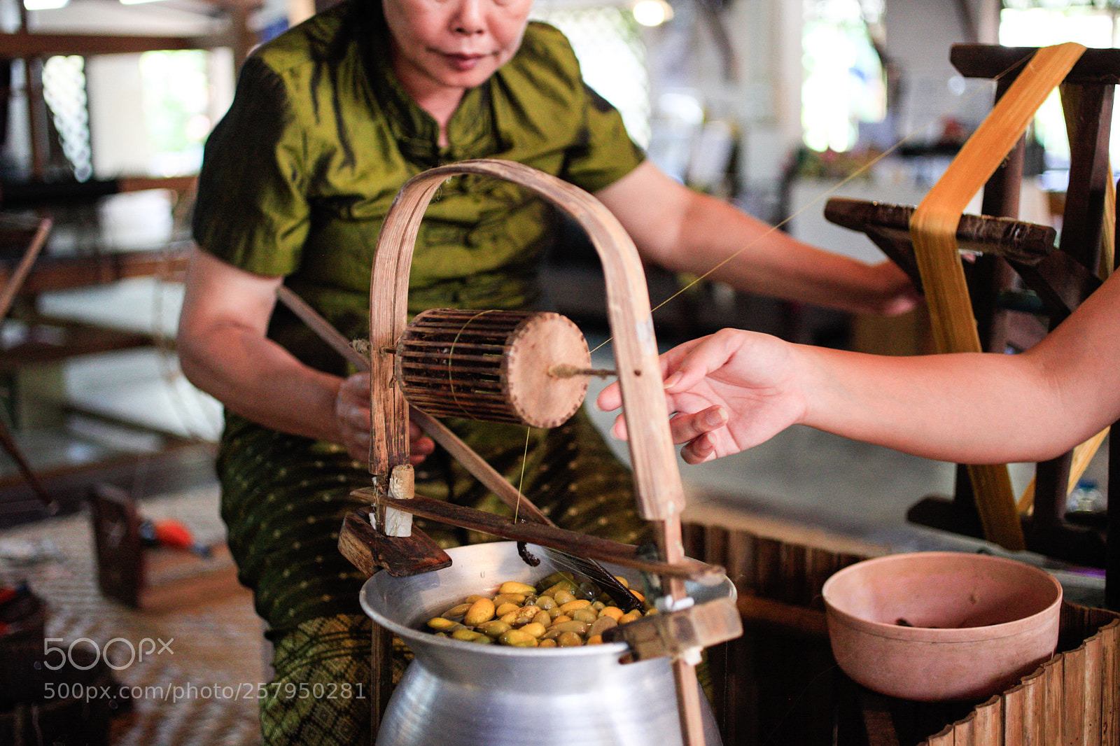 Canon EOS 5D Mark II sample photo. Silk factory | chiang mai photography