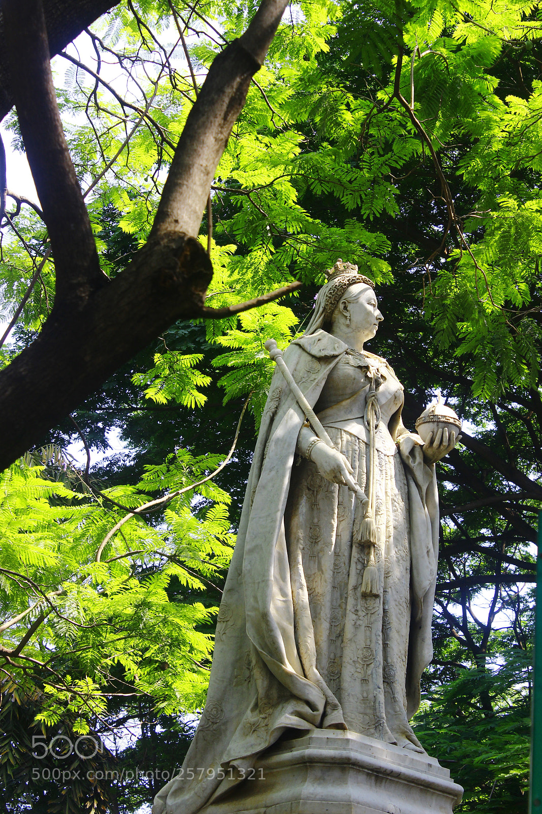 Canon EOS 600D (Rebel EOS T3i / EOS Kiss X5) sample photo. Queen victoria - cubbon photography