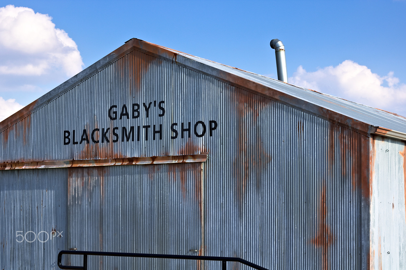 Canon EOS 750D (EOS Rebel T6i / EOS Kiss X8i) sample photo. Rusty shed photography