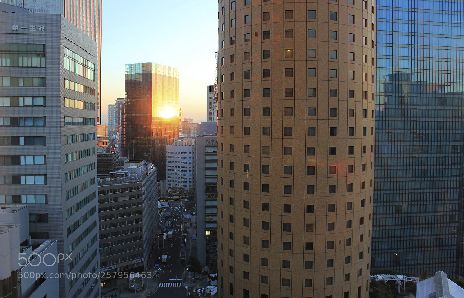 Canon EOS 550D (EOS Rebel T2i / EOS Kiss X4) sample photo. Osaka 7 photography