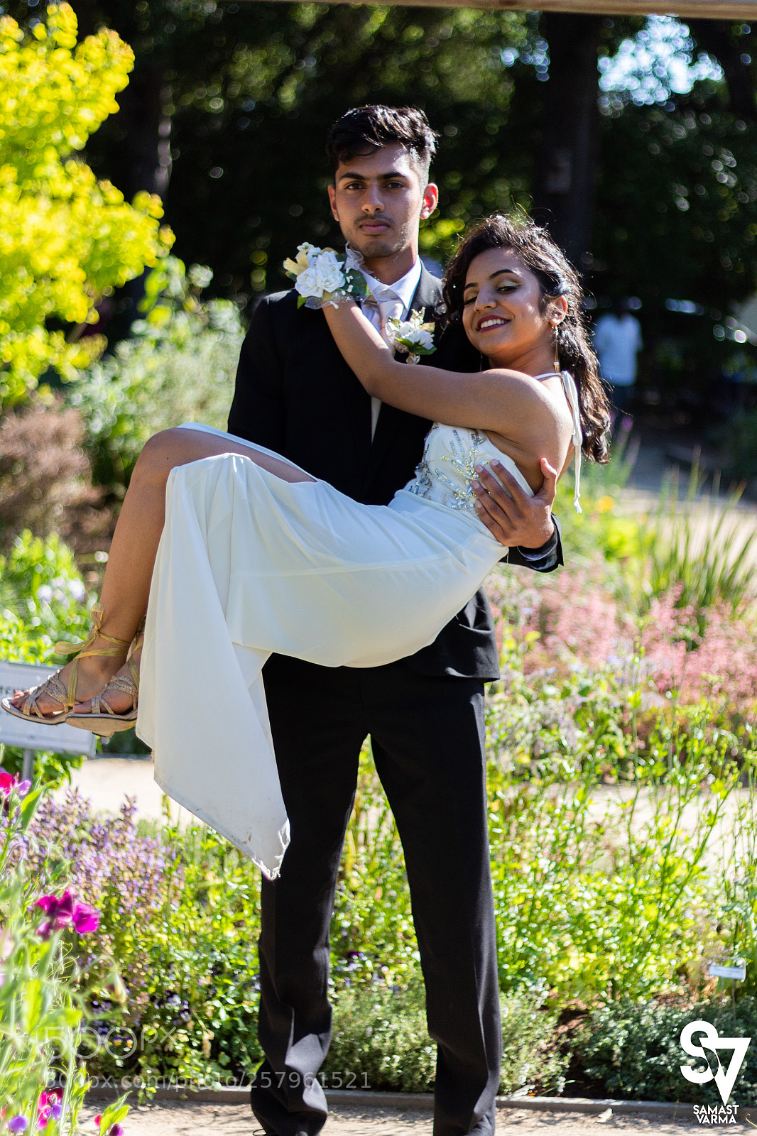 Canon EOS 1300D (EOS Rebel T6 / EOS Kiss X80) sample photo. Ahs prom 2018 photography