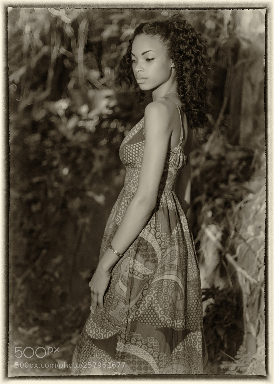 Nikon D7000 sample photo. Kesnie 01 0044bw photography