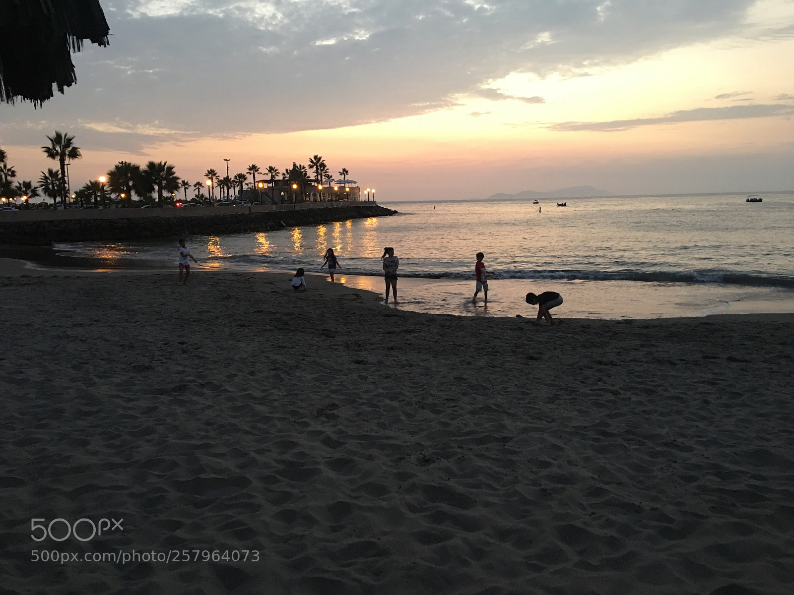 Apple iPhone 6s Plus sample photo. Atardecer en la playa photography