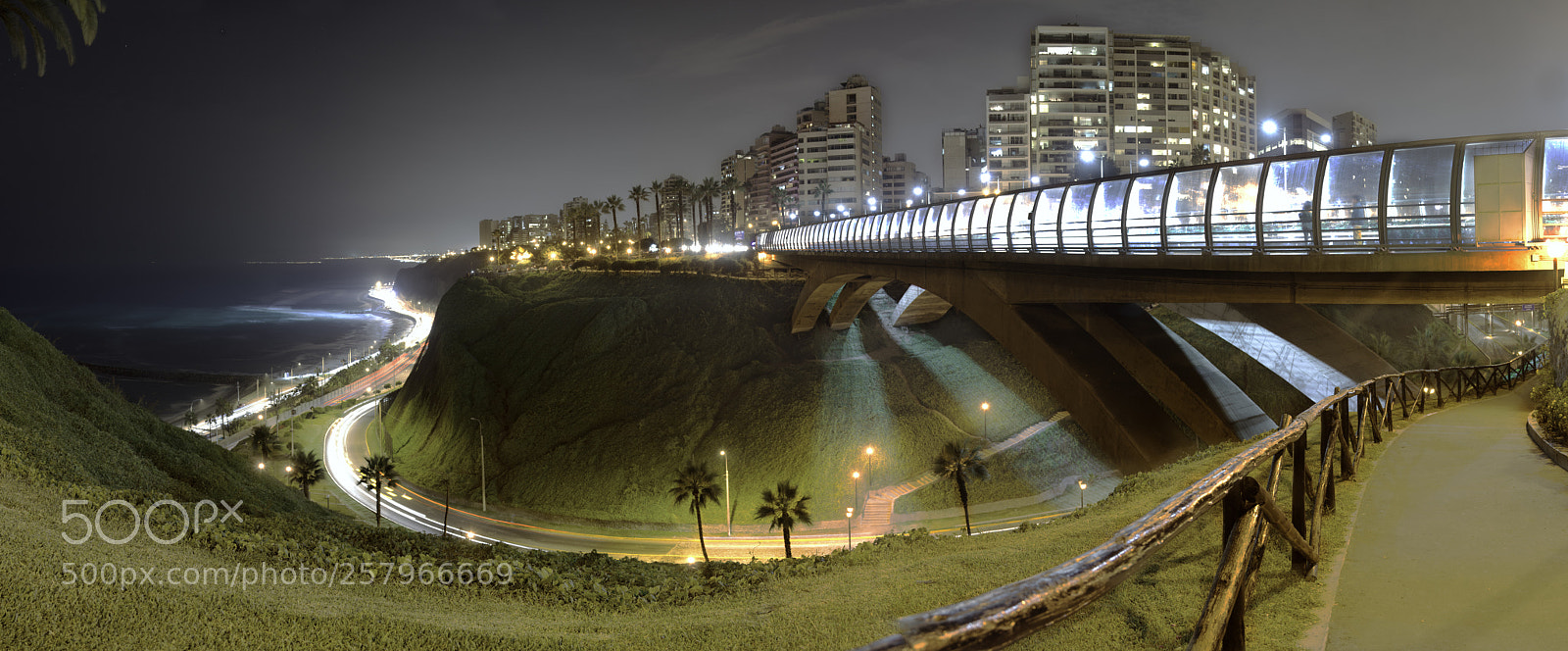 Nikon D3100 sample photo. Puente villena photography