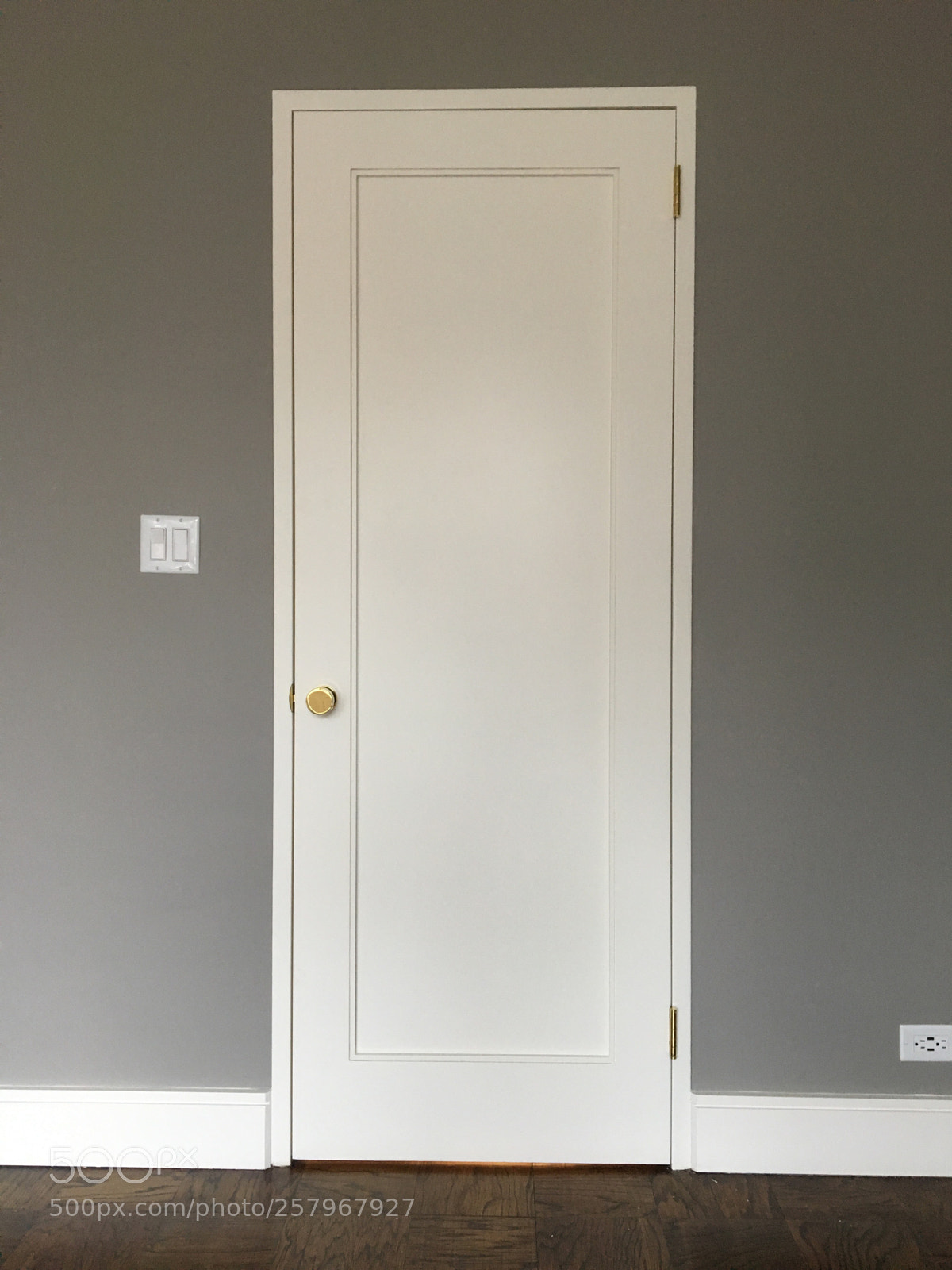 Apple iPhone 6s sample photo. Grey wall photography