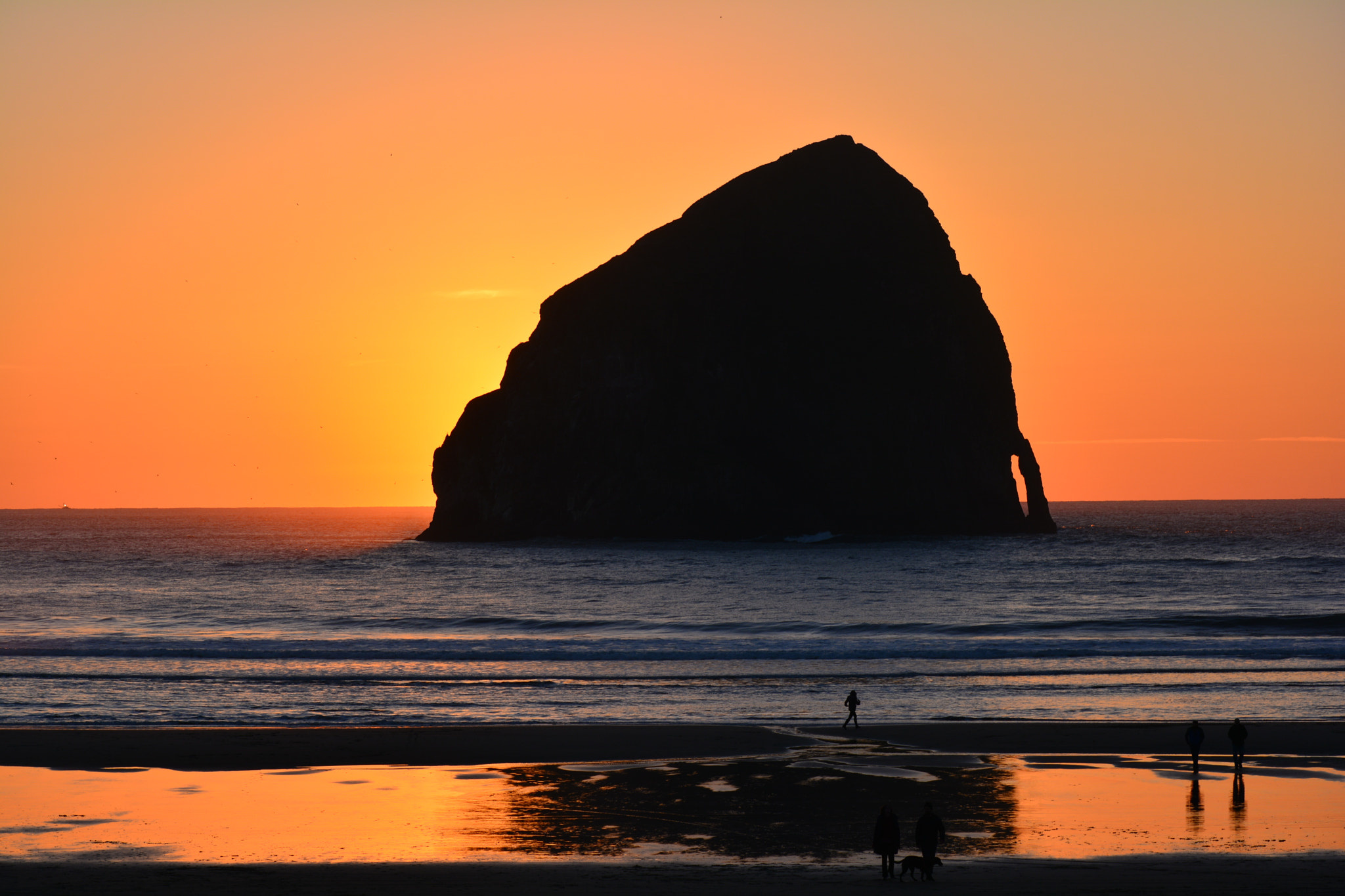 Nikon D5200 sample photo. The rock photography