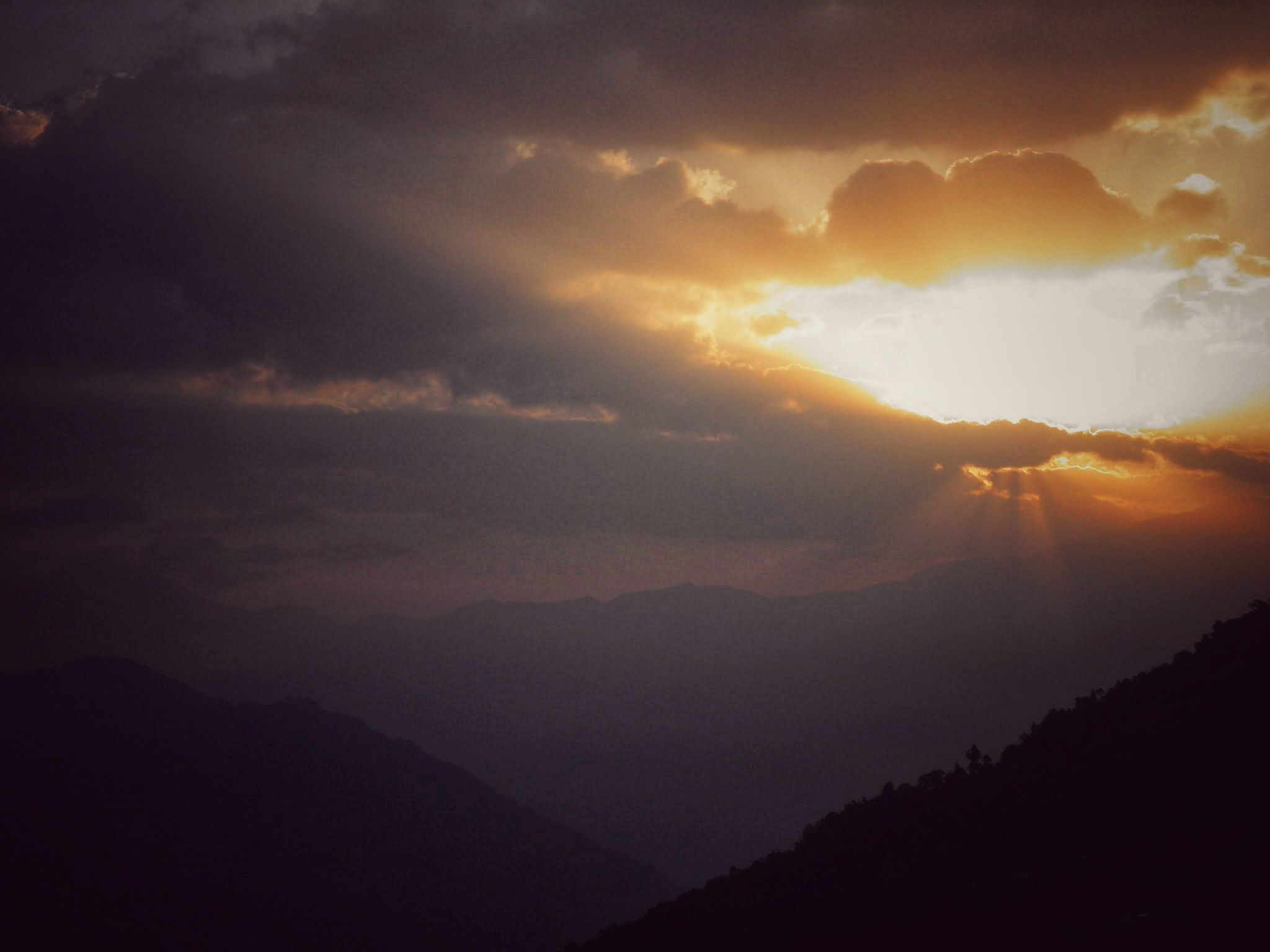 Olympus SP800UZ sample photo. Glorious sunrise photography