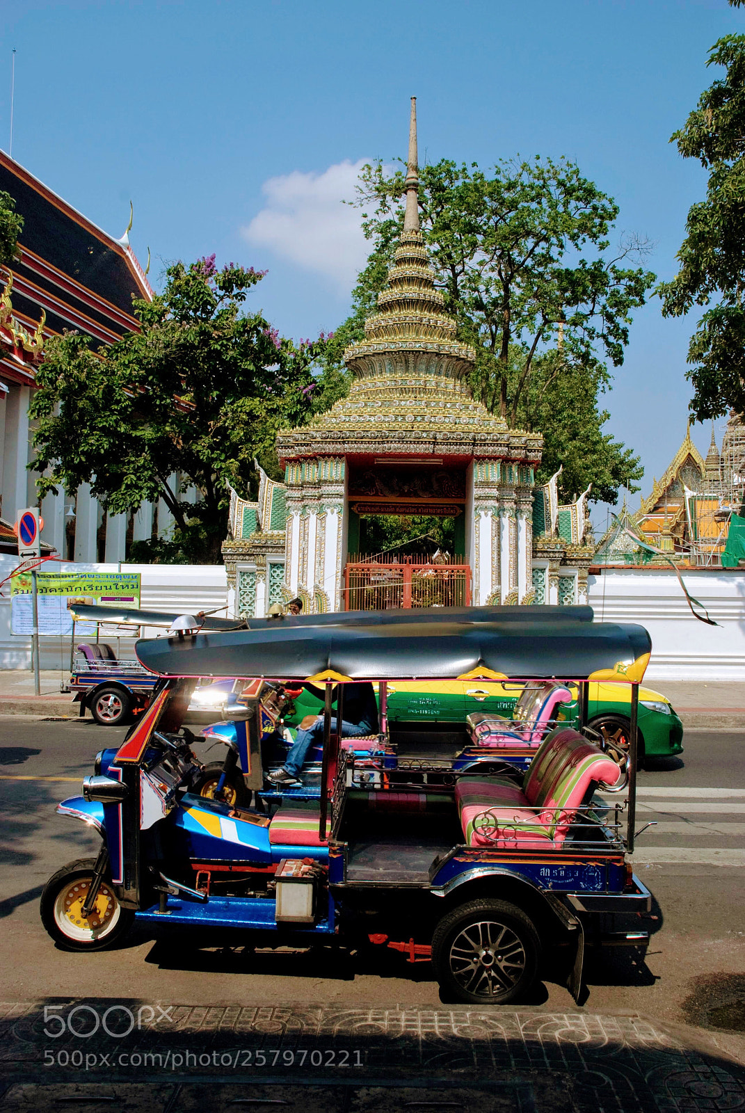 Nikon D80 sample photo. Tuktuk thailand photography
