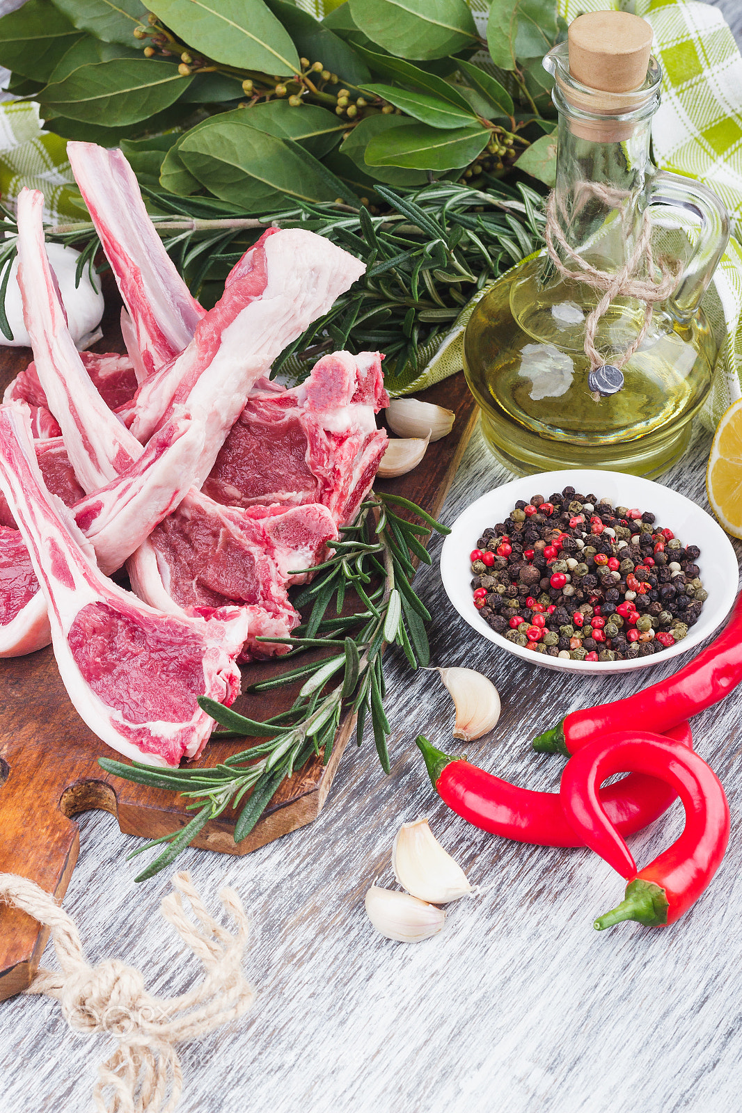 Canon EOS 600D (Rebel EOS T3i / EOS Kiss X5) sample photo. Raw lamb chop on photography