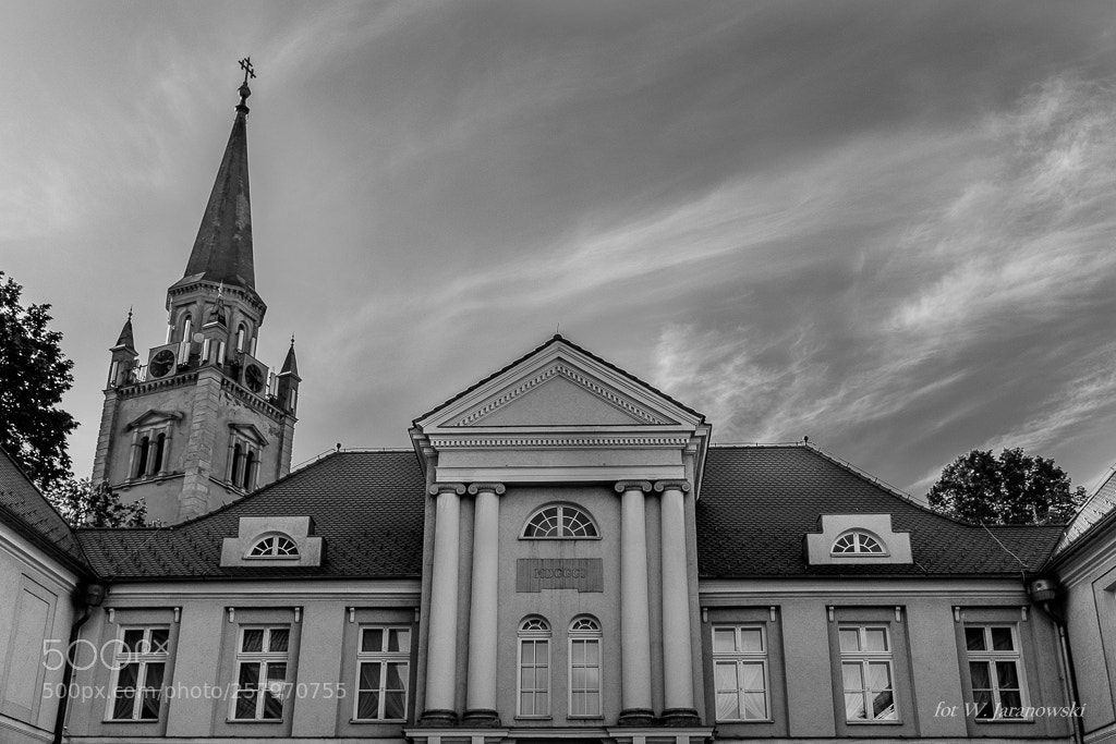 Fujifilm X100T sample photo. Porcelain museum - walbrzych photography