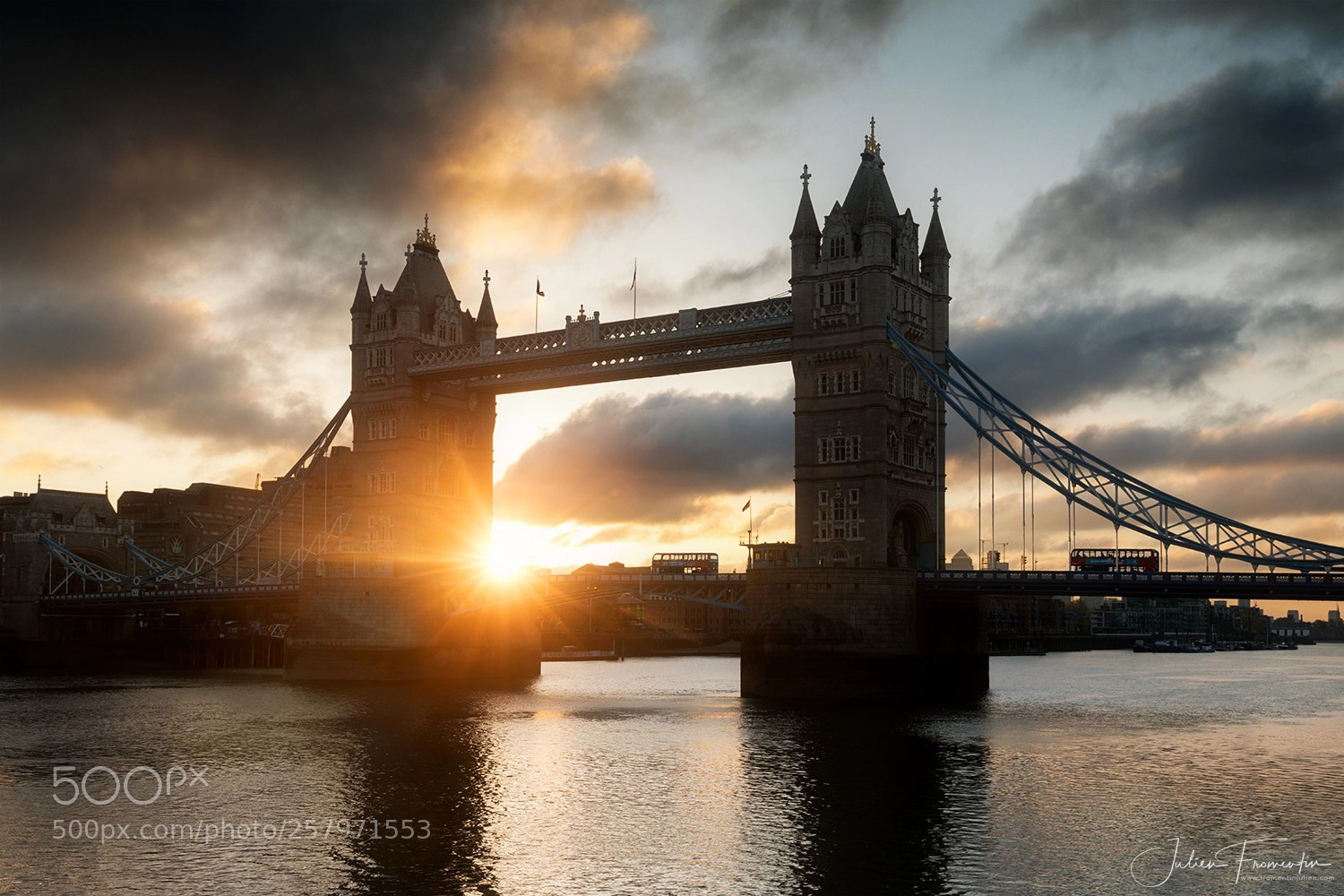Canon EOS 5D Mark IV sample photo. Tower bridge, london photography