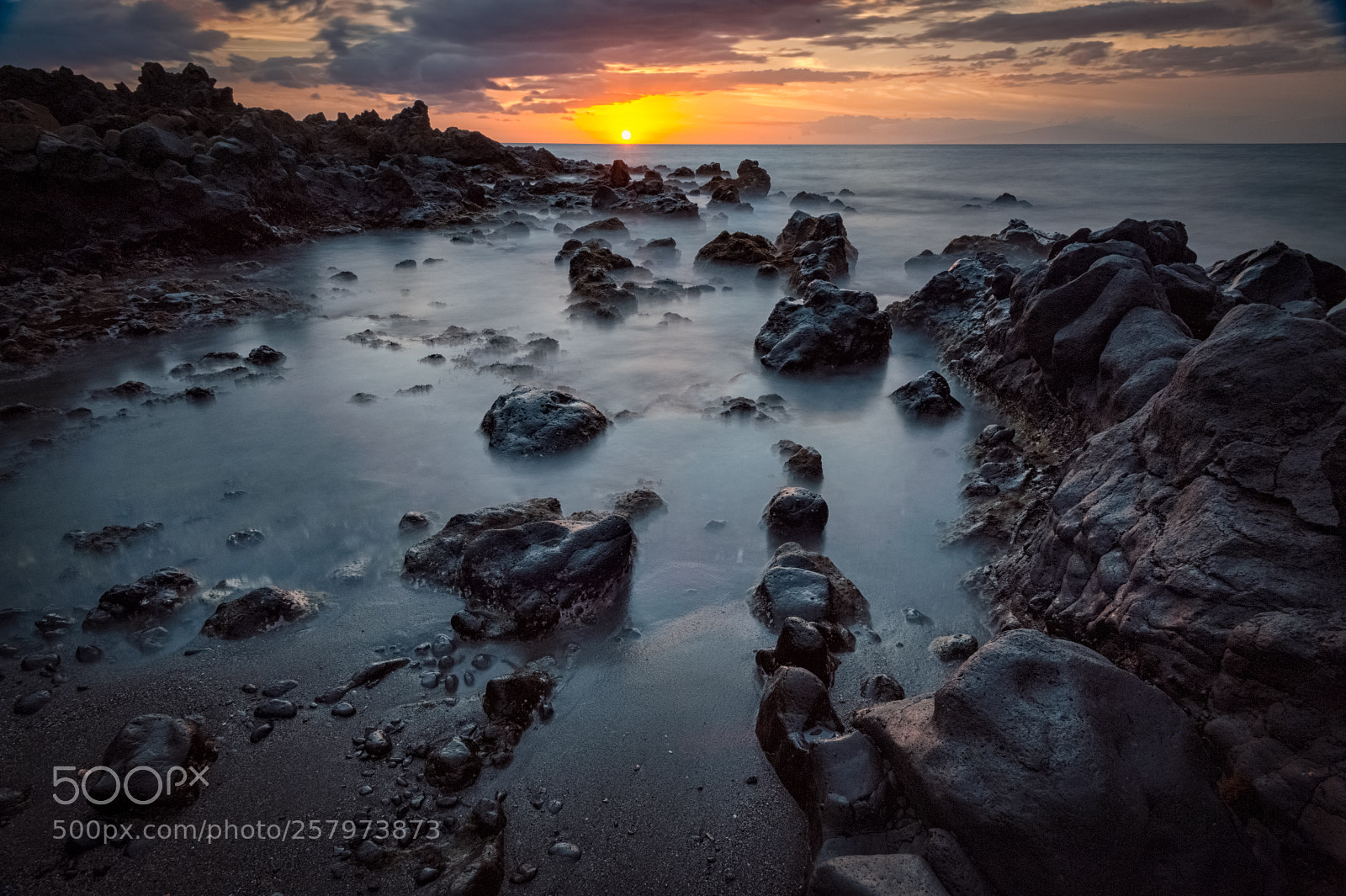 Nikon D700 sample photo. Maui sunset photography