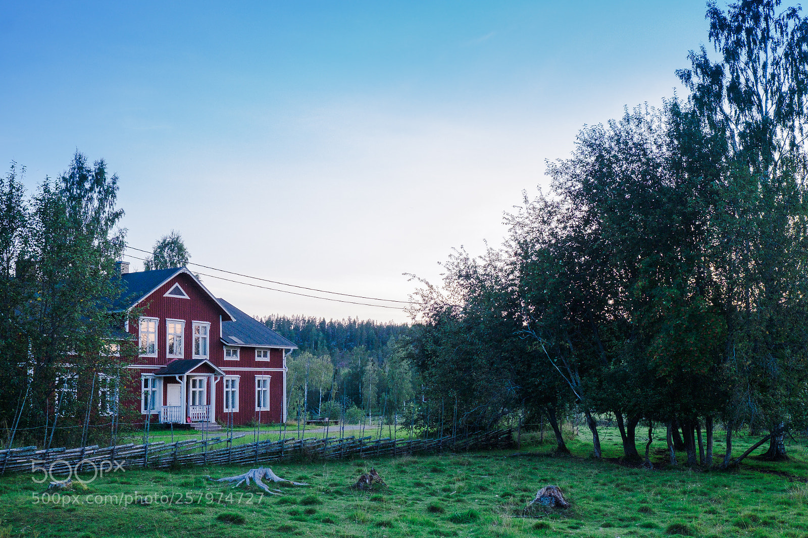 Fujifilm X-T1 sample photo. Wae onlt one house photography
