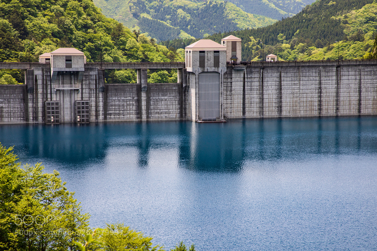 Canon EOS 5D Mark IV sample photo. Blue lake photography