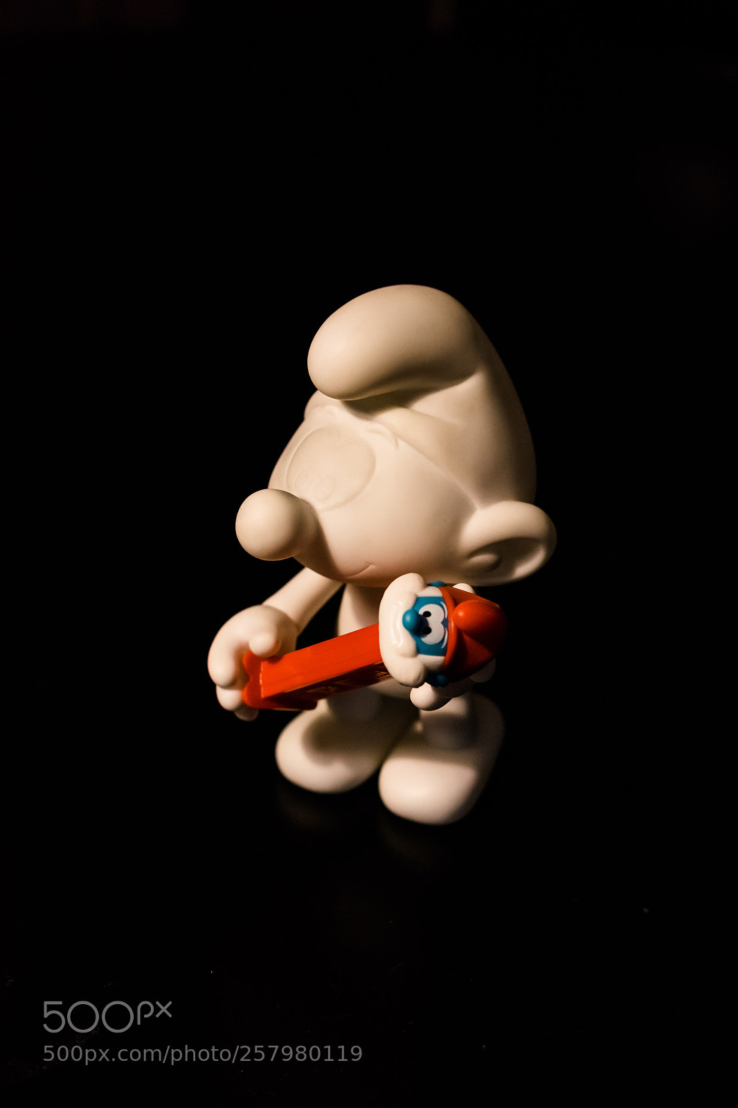 Sony a7 II sample photo. Smurfs in the dark photography