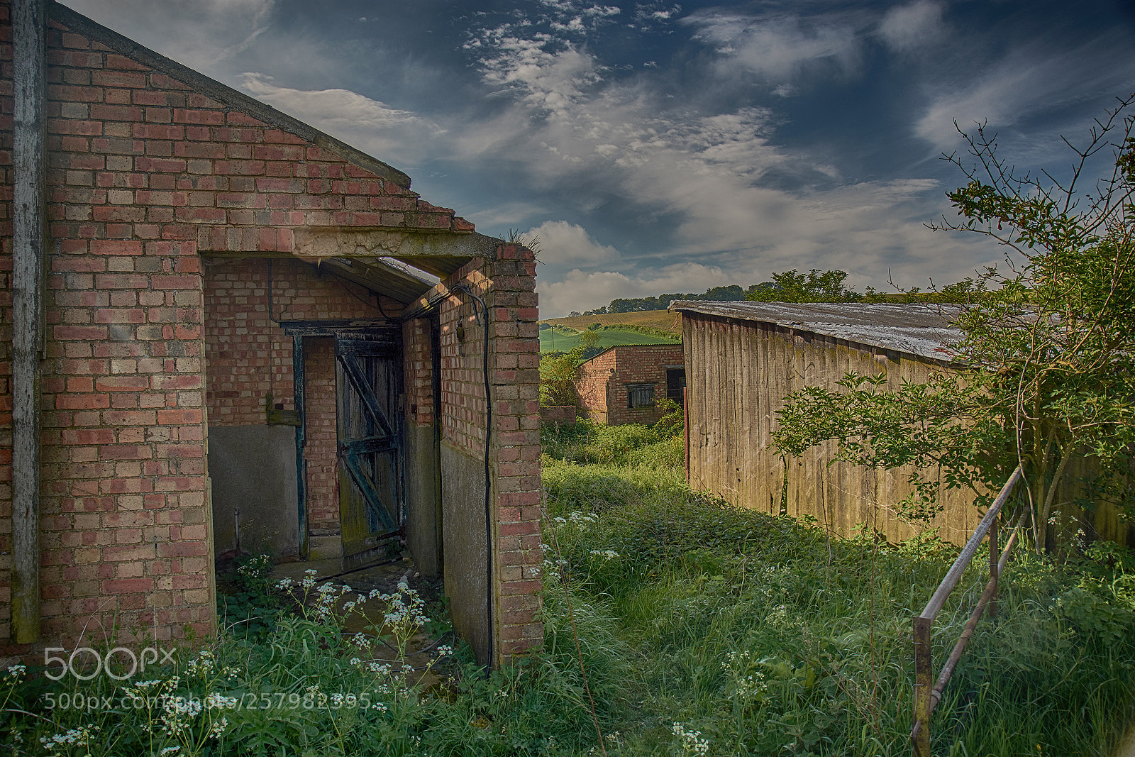 Nikon D7200 sample photo. Derelict barns photography