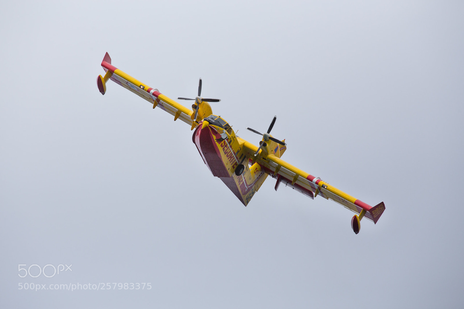 Canon EOS 6D sample photo. Canadair photography