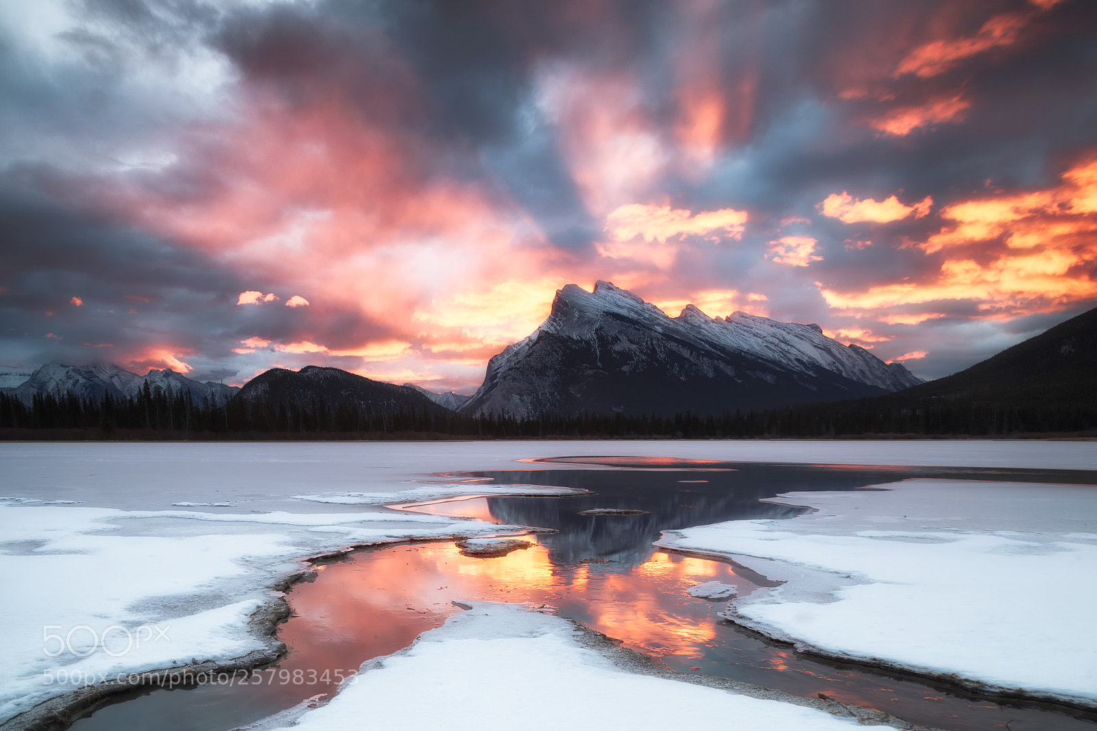Canon EOS 6D sample photo. Vermillion lakes photography