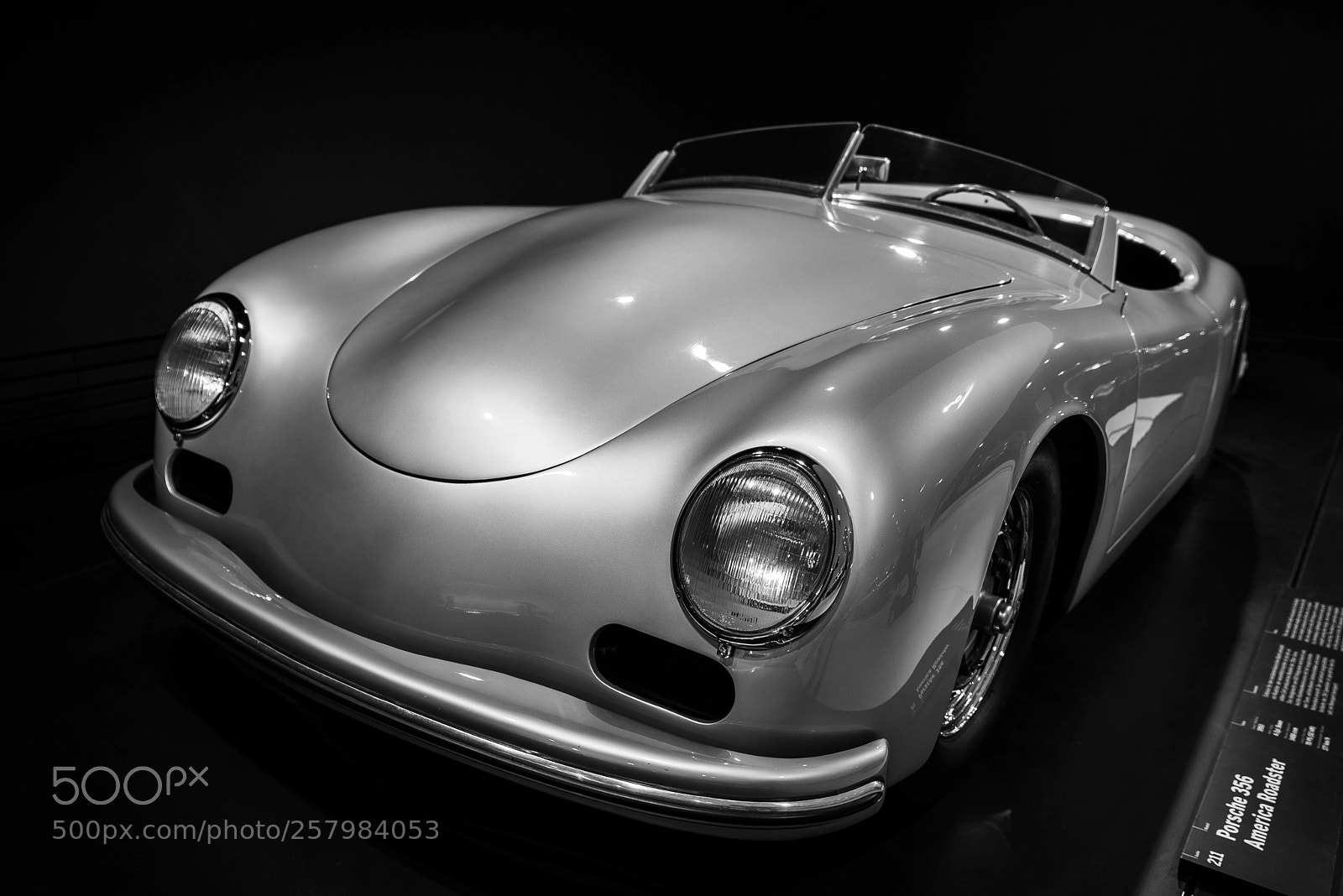 Nikon D810 sample photo. Porsche museum : stuttgart : germany photography