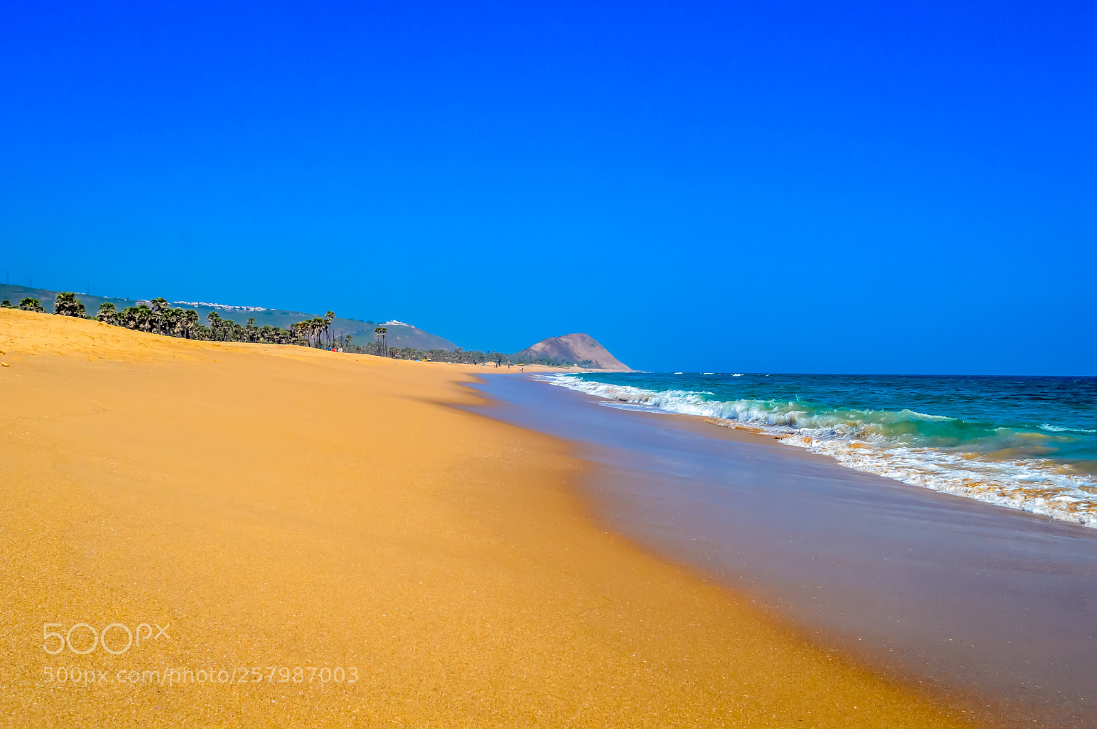 Nikon D3200 sample photo. Wild empty tropical beach photography