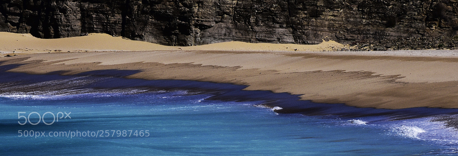 Nikon D810 sample photo. Walkers beach blue photography