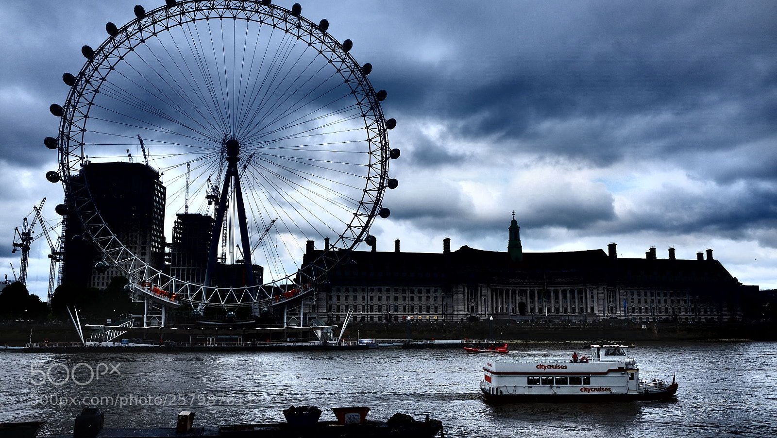 Fujifilm X70 sample photo. The london eye photography