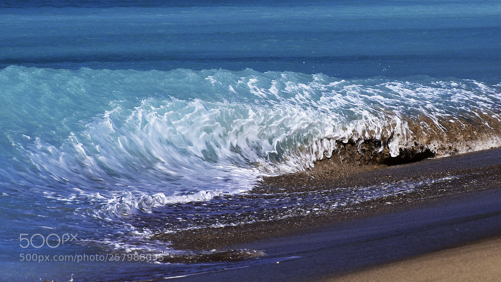 Nikon D810 sample photo. Wild wind 'n wave photography