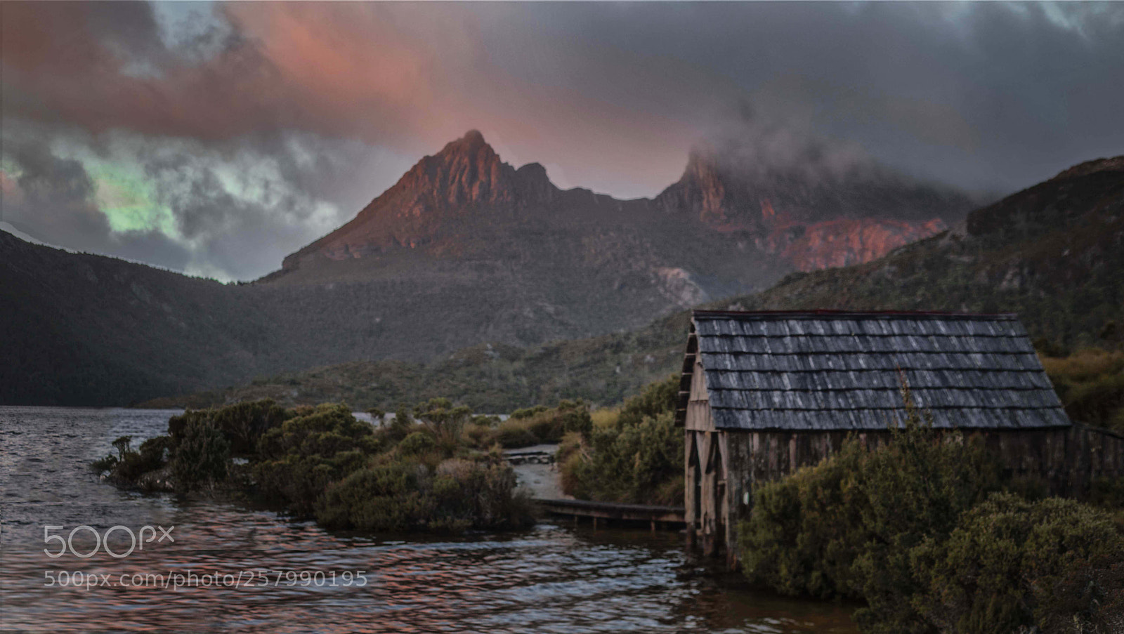 Canon EOS 6D Mark II sample photo. Sunrise at cradle mountain photography