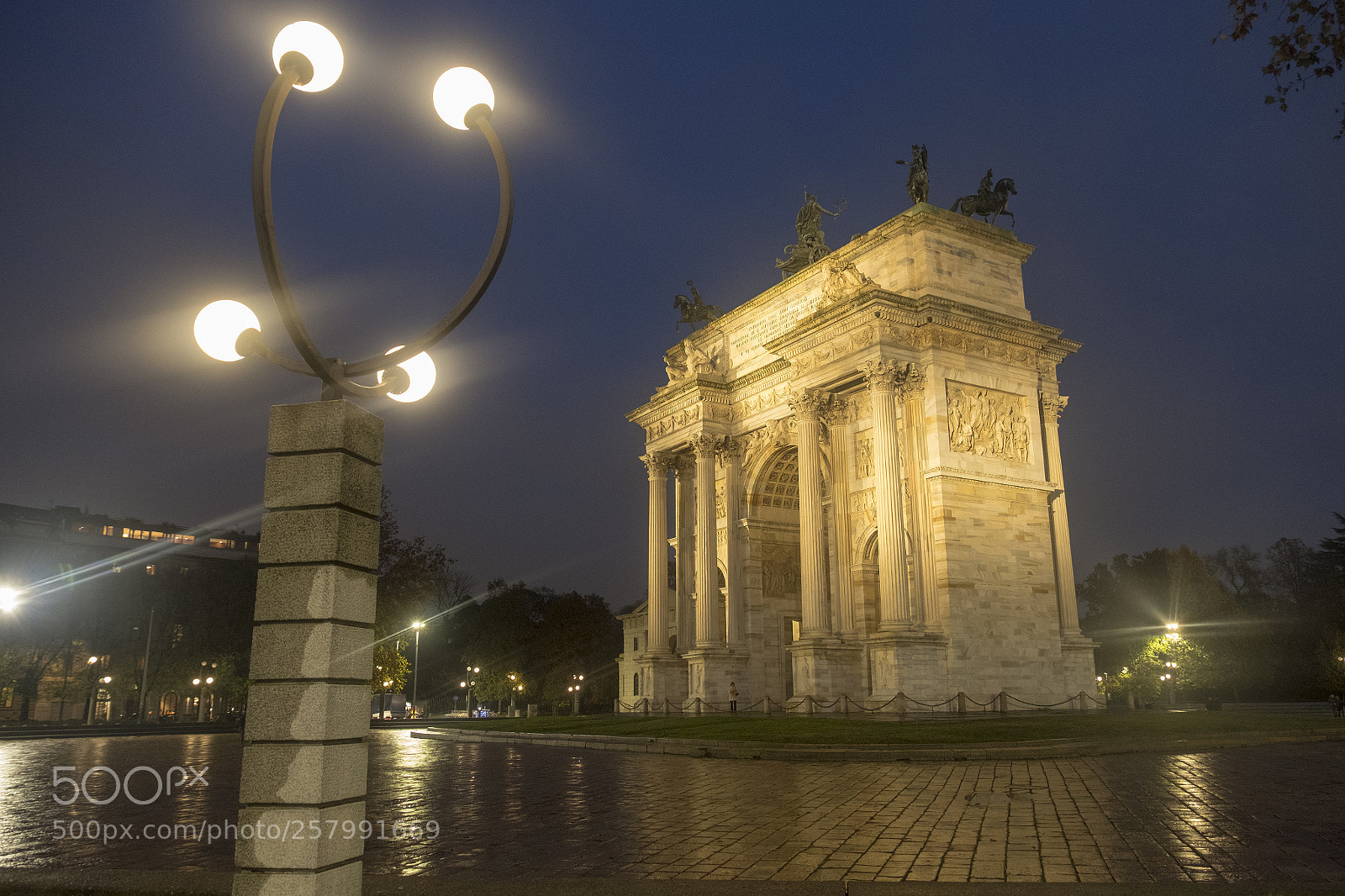 Fujifilm X-T2 sample photo. Milan arco della pace photography