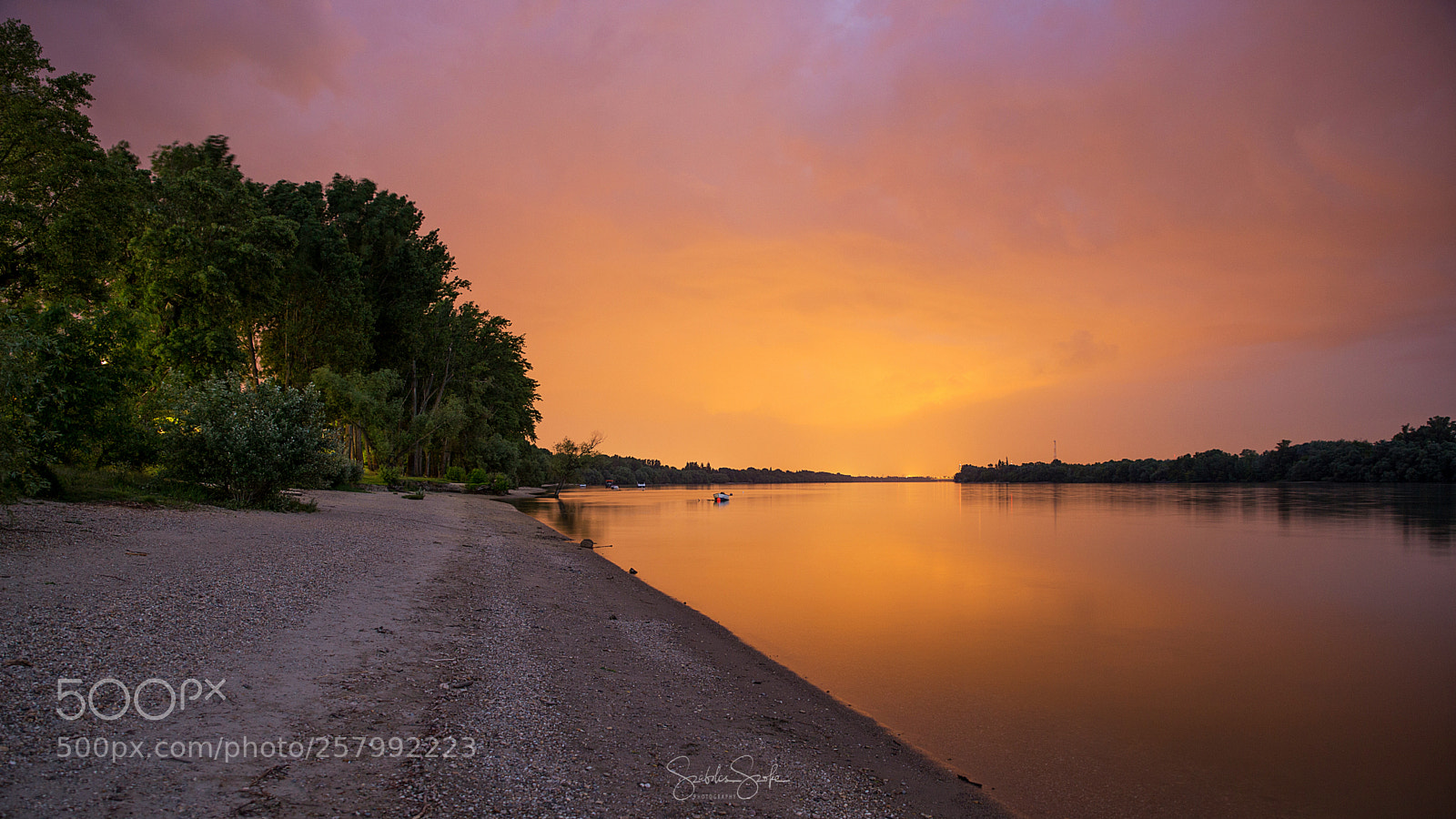 Canon EOS 6D sample photo. Sunset on danube river photography