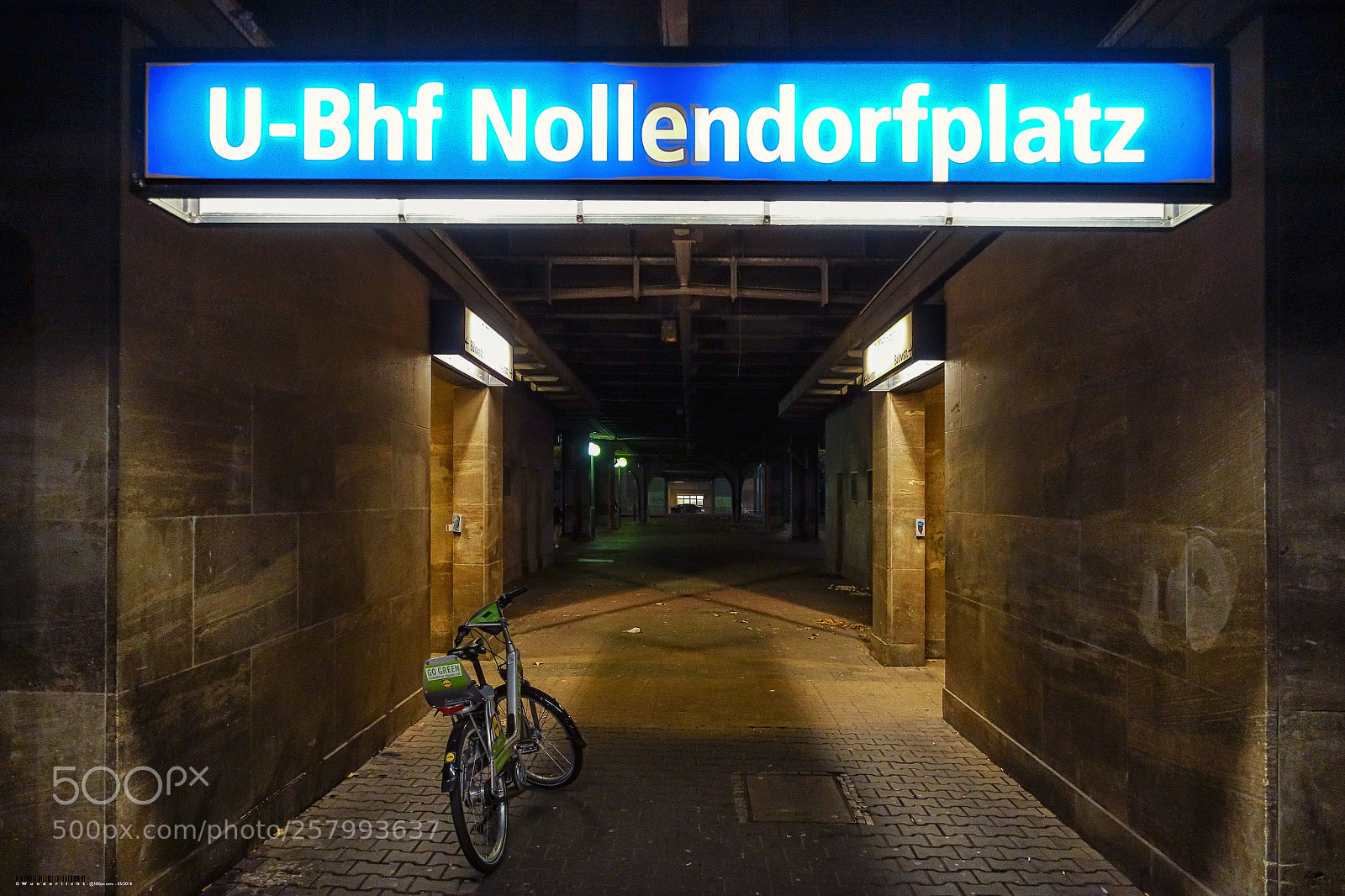 Sony Cyber-shot DSC-RX100 III sample photo. U-bhf nollendorfplatz photography