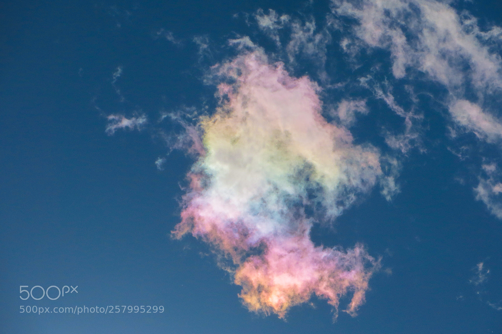 Canon PowerShot SX240 HS sample photo. Colorful iridescent clouds photography