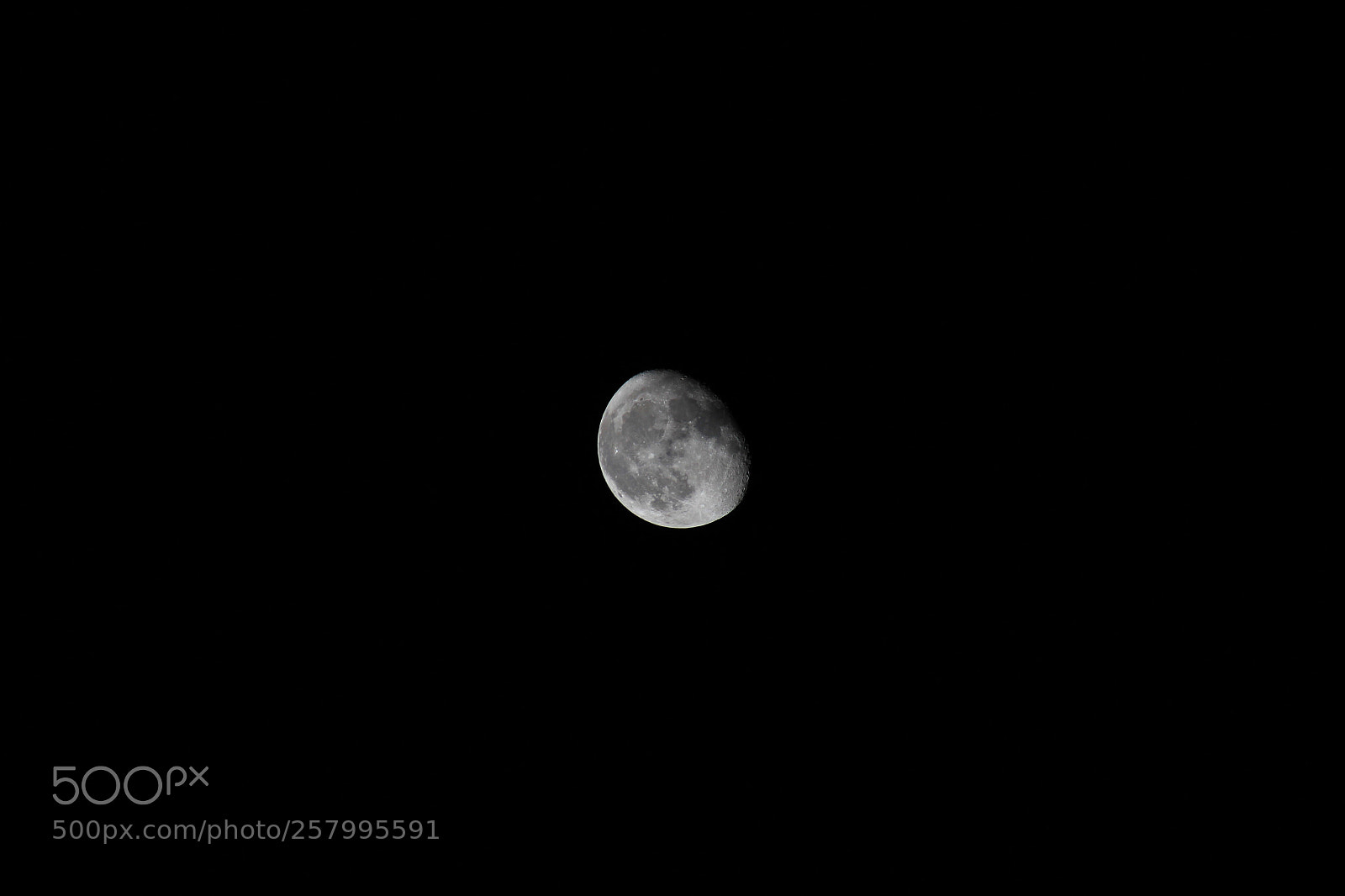 Canon EOS 600D (Rebel EOS T3i / EOS Kiss X5) sample photo. Moon photography